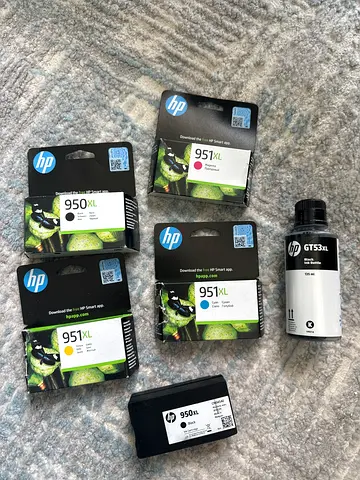 Set of HP Original Ink Cartridges (950XL, 951XL) + Photo Bottle