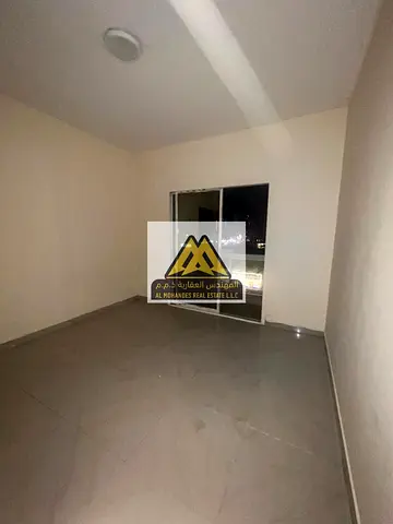 شقة غرفتين وصالة مساحة كبيرة للإيجار في النعيمية 1 بـ 32 ألف فقط