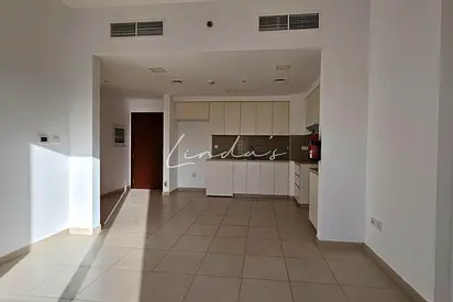 Well Maintained 2BR | 2 Balconies | Boulevard View