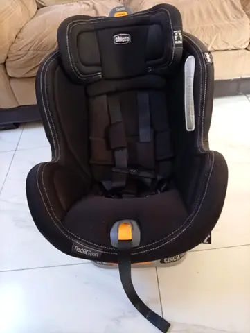 Chicco NextFit Sport Convertible Car Seat - Black (Good Condition)