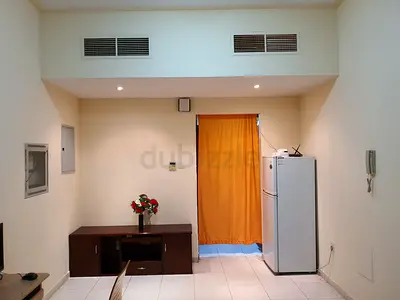 Studio Flat available for Monthly Rent
