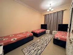 سرير لفتاة موظفة بشقة للبنات بالتعاون - الشارقة بــ 850 د