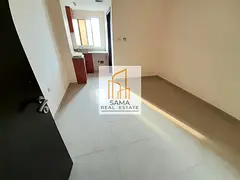 Close kitchen studio available for family Good location central Ac central gas Muwaileh