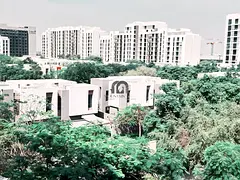Fully furnished | Largest| Nice view| Vacant