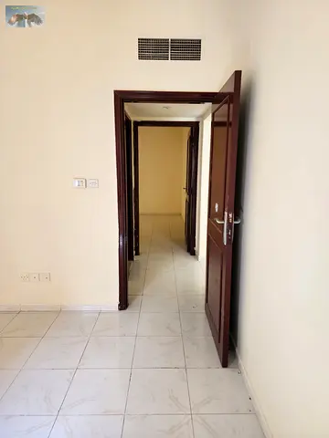 2 غرفة / 2 حمام / بلكونة / مساحة ممتازة /موقع ممتاز / تأمين شيك / تكييف مركزى