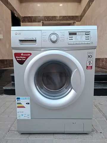 LG-washing-machine 8kg, neat clean