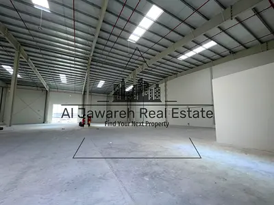 Premium warehouse for rent, 5015 sq ft, 50 kW electricity, suitable for any activity.