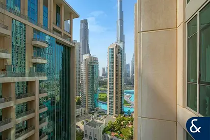Upgraded | Burj Khalifa Views | Furnished