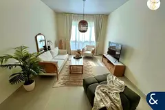 Upgraded | Burj Khalifa Views | Furnished