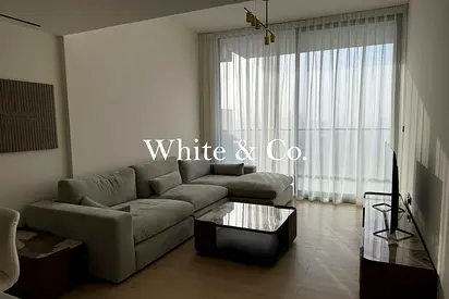 Fully furnished | Skyline view | Vacant