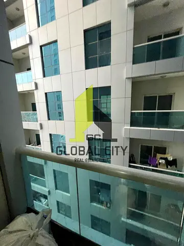 OPEN PALACE VIEW 2BHK FOR RENT IN CITY TOWERS !!!