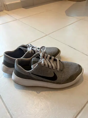 Grey Nike Golf size 43