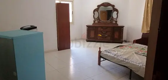 Big, Clean, and Furnished room for rent for Families