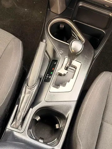2017 Toyota RAV 4 — фото 6