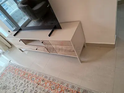 Light Wood TV Unit / Entertainment Console - Good Condition 10/10, pan emirates