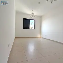 One bedroom, living room, two bathrooms, excellent space, open view directly onto the main road, cle