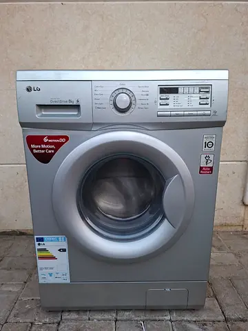 LG_washing machine 8kg with perfect working condition