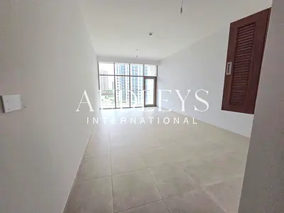 Ready to Move | Huge Rooms | sSkyline View