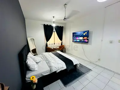 BRAND NEW BLDG JUST 5MIN FROM METRO