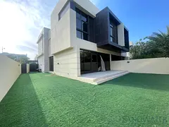 3 Bed TH-L | Furnished | Vacant | Single Row