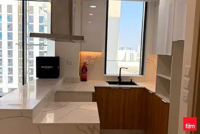Spacious / Fully Fitted Kitchen / Multiple Cheques