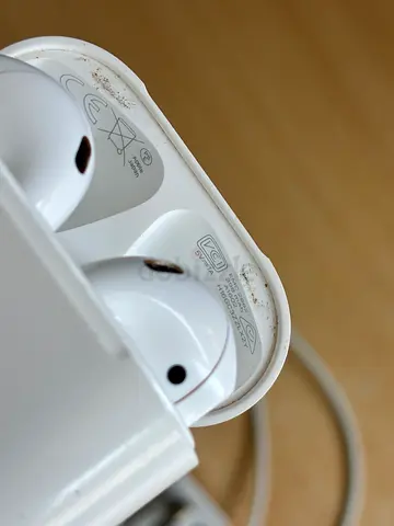 Apple AirPods (2nd gen) with Charging Case and charger — Used, Working