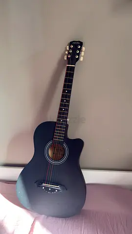 Acoustic Guitar 38-Inch Black vinyl