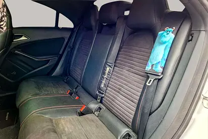 صورة 12 لـ 2015 Mercedes-BENZ CLA