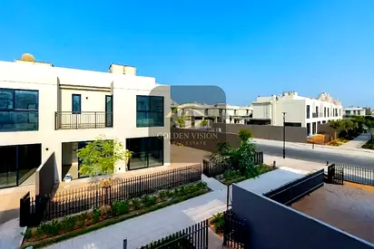 2 Bedroom Townhouse for Rent Falcon Island Al Hamra Village