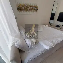 Fully Furnished, Ready To Move Chiller Free