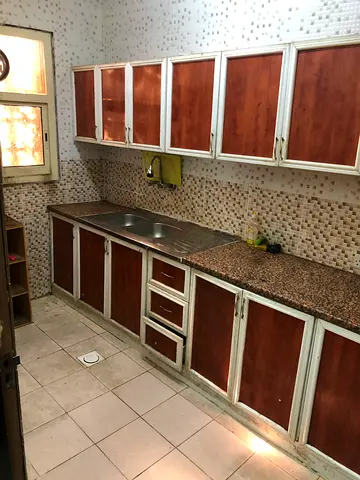 Executive bachelors bed space available