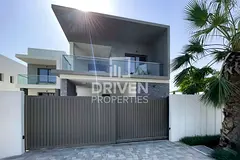 Luxurious Home 4BR Villa | Private Garden and Pool