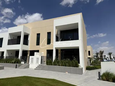 Proper Corner Villa | 3 Bed+Maid | Great location