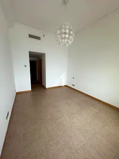 Pet Friendly| Bright and Big Layout | Beach Access