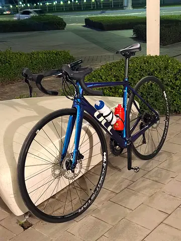 UCC Shockwave Plus, Carbon Road Bike, Shimano 105 Groupset,Hydroulic breaks,Frame size: 48/M