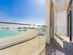 Vacant | V5 Select | Prime Area | Waterfront View