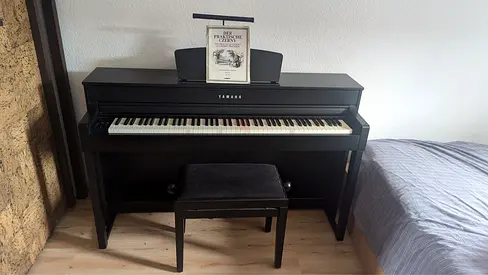 Yamaha Clavinova 535 Good Weighted Keys Piano