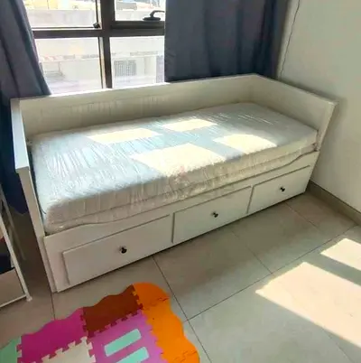 Ikea hemnes day bed with mattress 2