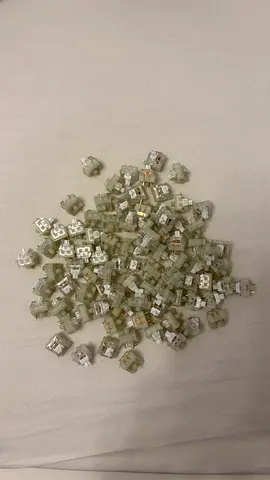 Original KTT Kang White V3 Linear Switches creamy/clacky sound [90 Pieces]