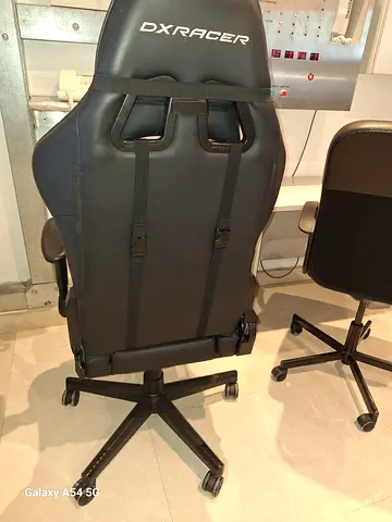 DXRacer Gaming/Office Chair - Black, Good Condition