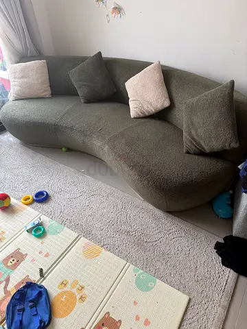 Velvet Sofa Home Centre less thaan 2 yr old