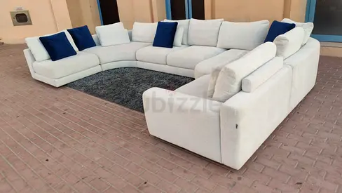 Chattle and more Large U-Shaped Light Grey Fabric Sectional Sofa with Cushions