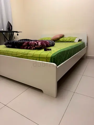 Bed and mattress