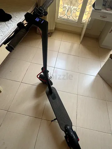 Electric Kick Scooter — Good Condition, Ready to Ride