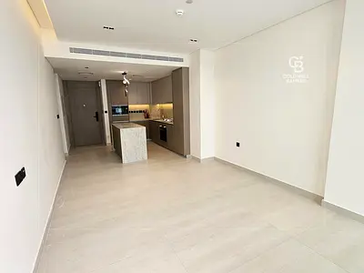 Bright & Modern | Brand New | Spacious