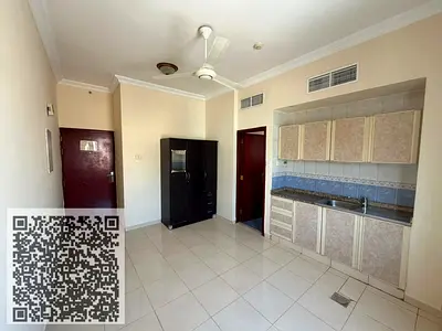 شقة آستديو  للإيجار السنوي في الحميديه ١، الإيجار١٨٠٠٠درهم إماراتي، يُدفع على 4 أو 6 أقساط التآمين شيك .
