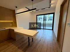 Spacious 1BR Apartment | Oakley Square Residence | Large Terrace | Courtyard View