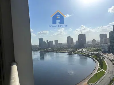 شقة للايجار السنوي بالمجاز 3 غرفتين وصاله