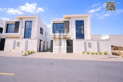 For Sale in Al Zahia – Modern Villa 🏡✨ A golden opportunity 💰 to own a distinctive villa with a modern design and high-end finishes 🎨