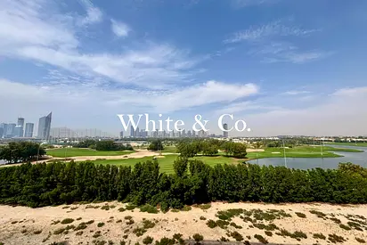 Large Layout | Full Windows | Golf View
